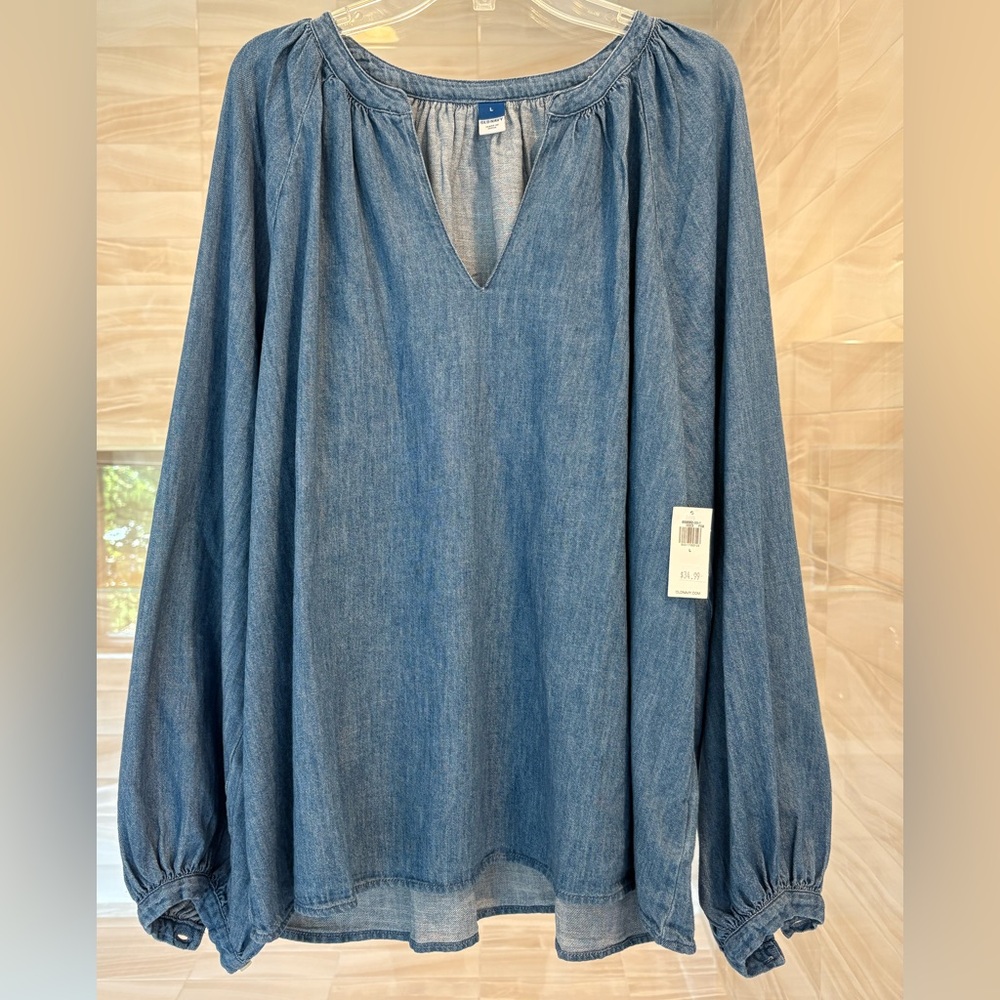 New Old Navy Chambray Denim Top